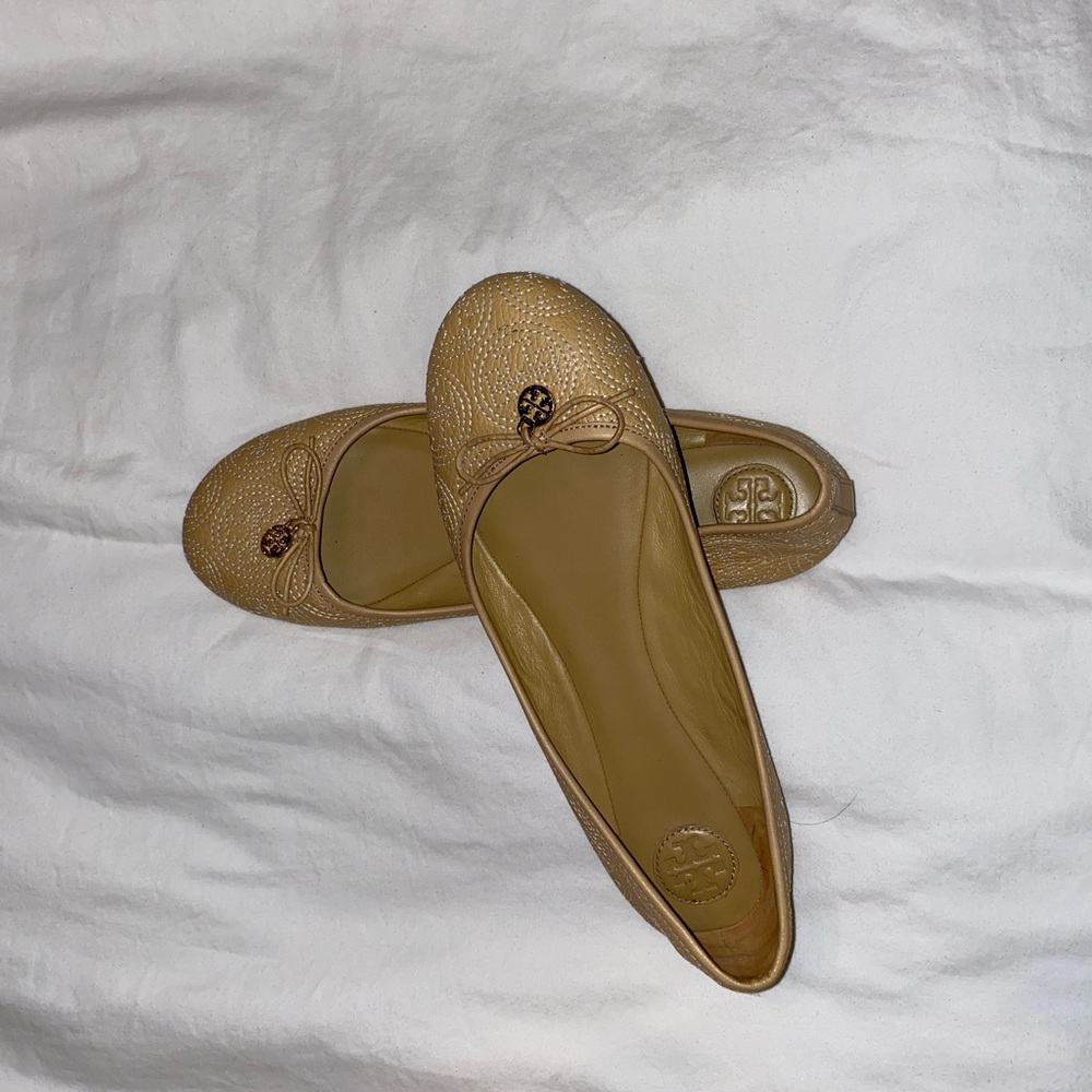 Tab tory burch flats size 11